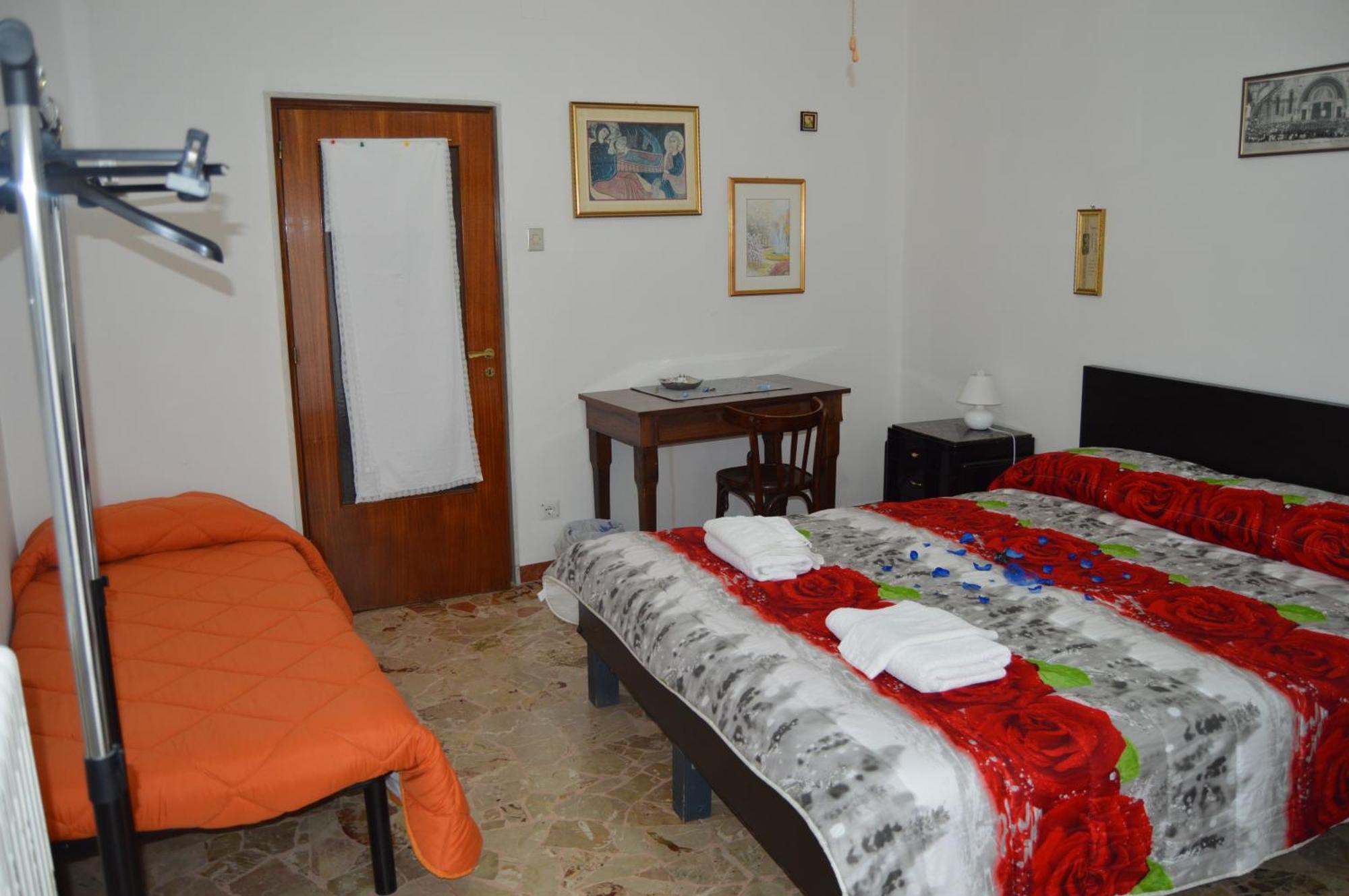 ççç Matera Short Term Rooms ççç Dış mekan fotoğraf